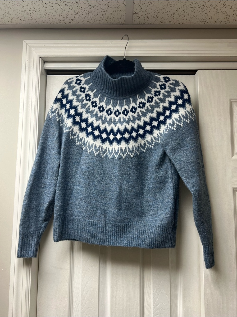 GAP Blue Funnel Neck Nordic Yoke Sweater with White and Navy